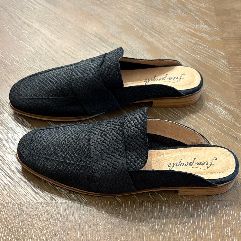 Free People‎ Black At Ease Slip On Slide Loafer Size 41 - Picture 4 of 8